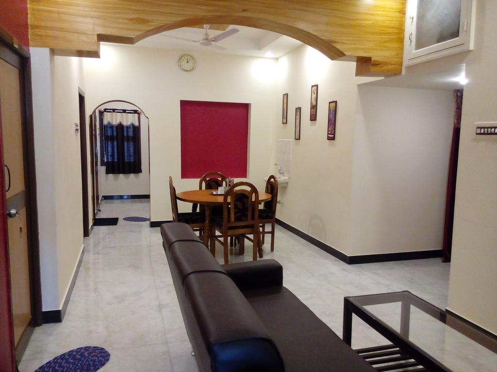 Barnabas Homestay Thanjavur Exterior foto